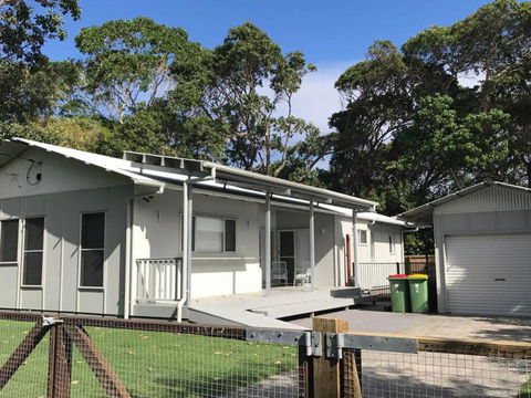 Bella On Boreen - Dentist Find 0