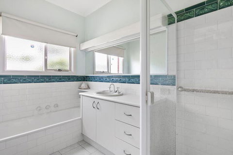 Boston Beach House 2-19 - Dentist Find 1