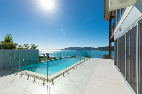 Botanica Breezes Whitsunday - Dentist Find 1