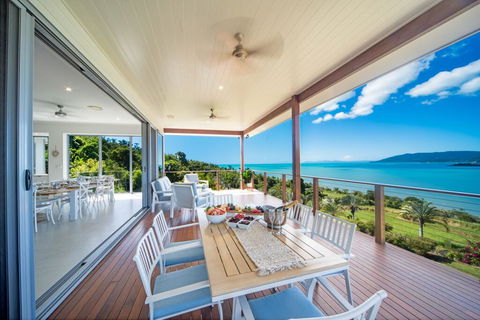 Botanica Breezes Whitsunday - Dentist Find 0