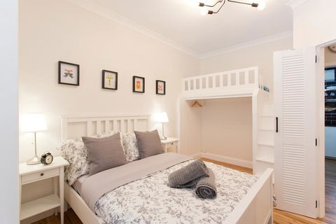 Boutique Central Apartment - Vogue - Dentist Find 2