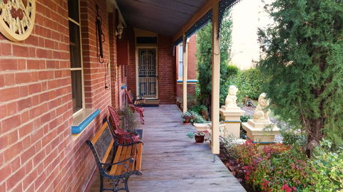 Boutique Motel Sefton House - Dentist Search 2