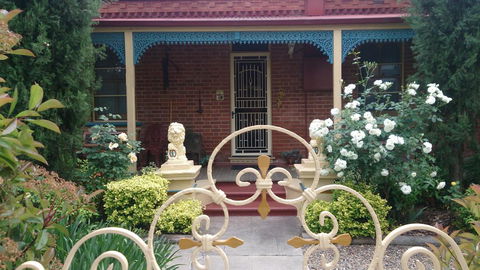 Boutique Motel Sefton House - Dentist Search 1