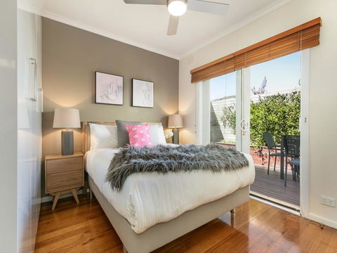 Boutique Stays - Sandy Breeze 3 - Dentist Find 3