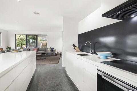 Bridgewater Luxury Family Retreat, Close To The Beach - Dentists Australia 1