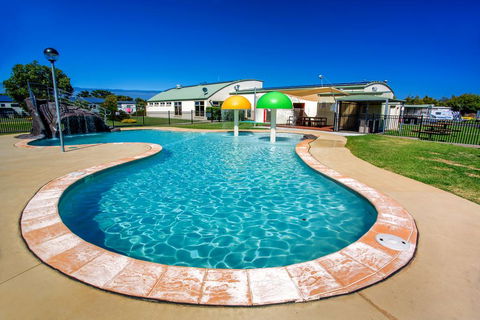 BIG4 NRMA Warrnambool Riverside Holiday Park - Dentist Find 1