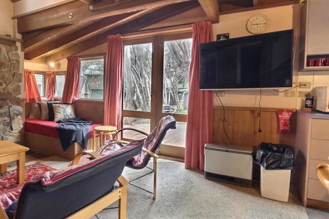 Bindi - Alpine Getaways's Chalet At Tower Rd - Dentist Search 1