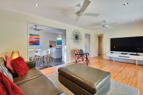 Blairgowrie Contemporary Beach Retreat - Dentists Australia 1