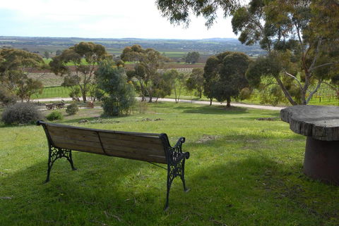 Blickinstal Barossa Valley Retreat - Dentist Find 0