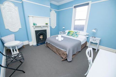 Blue Door Apartments Heritage Charm In CBD - Dentist Find 2