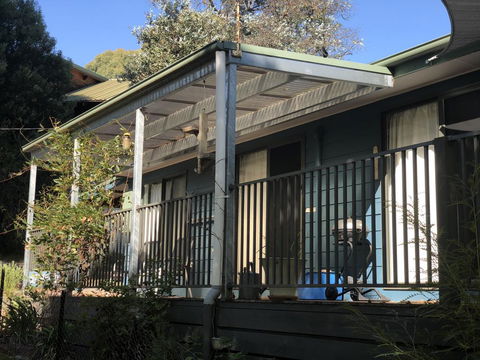 Blue Range Cottage - Dentist Search 0
