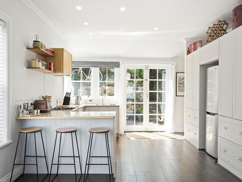 Bluestone Cottage Launceston-hosted By: LAbode - Dentist Find 0