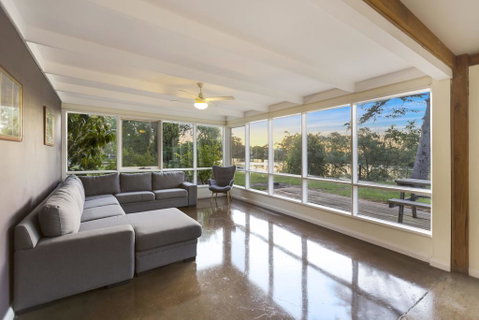 Bluff View River House - Stunning Riverfront - Dentist Search 3