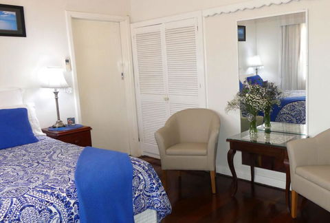 Boathouse Bunbury Bed & Breakfast - Dentist Find 1