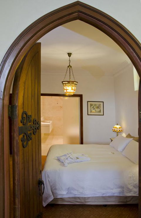 Broken Hill Outback Church Stay - Dentist Find 3