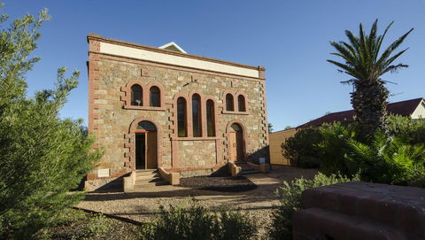 Broken Hill Outback Church Stay - Dentist Find 0