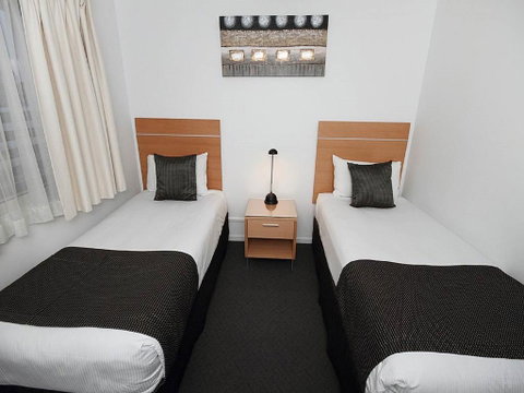 Browns Plains Motor Inn - Dentist Search 3