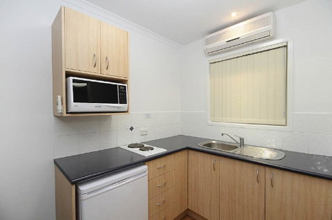 Browns Plains Motor Inn - Dentist Search 1