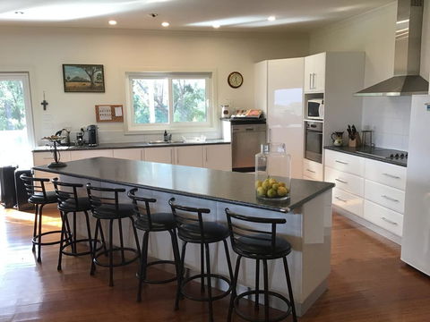 Bruny Sunset Beach GateAway - Dentist Find 3