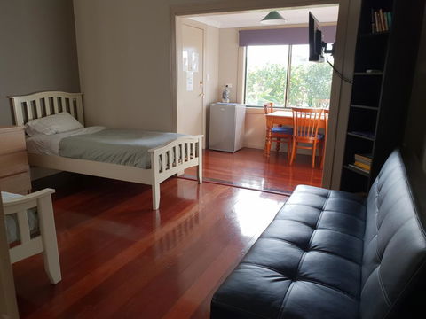 Bunbury's Most Convenient Location - Unit 2 - Dentist Find 1