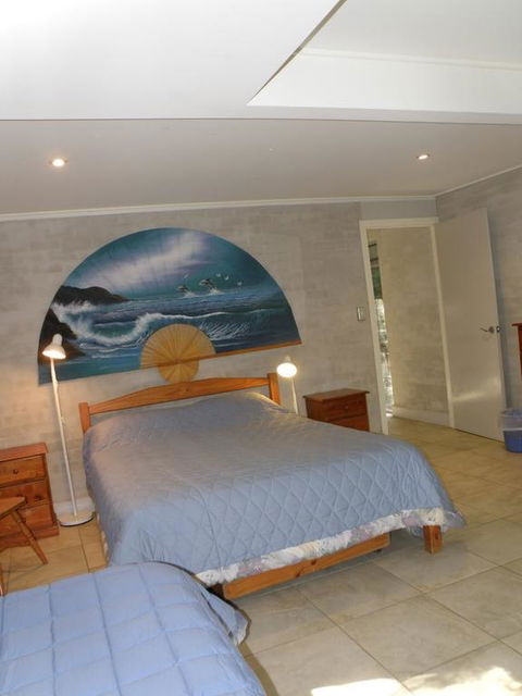 Bunya Seaside - Dentist Find 1
