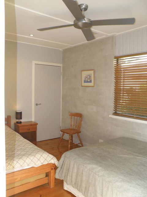 Bunya Seaside - Dentist Find 2