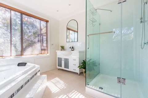 Bush Hideaway By The Beach - Dentist Find 2