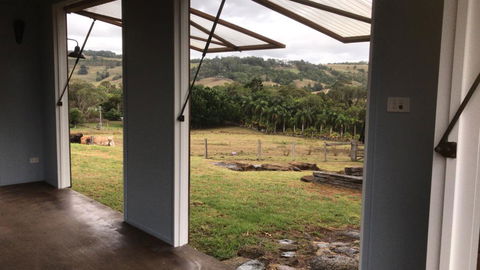 BYRON BAY New! SUNSET COTTAGE - Dentist Find 2