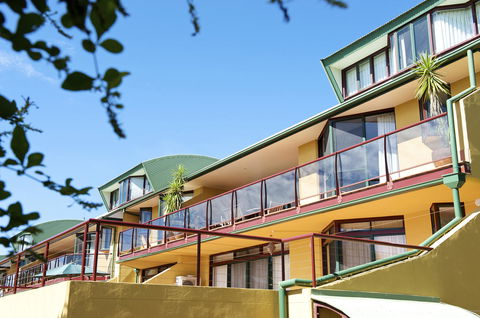 Byron Links Apartments - Dentist Find 1