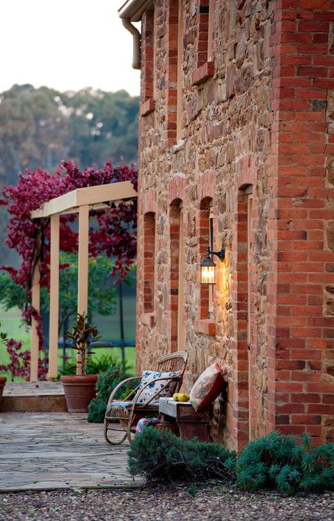 Byronsvale Vineyard And Accommodation - Dentist Find 3