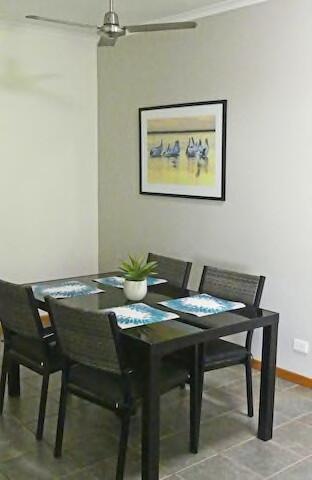 Cable Beach 1 Bed RESORT Apartment Private Wifi - Dentists Australia 3