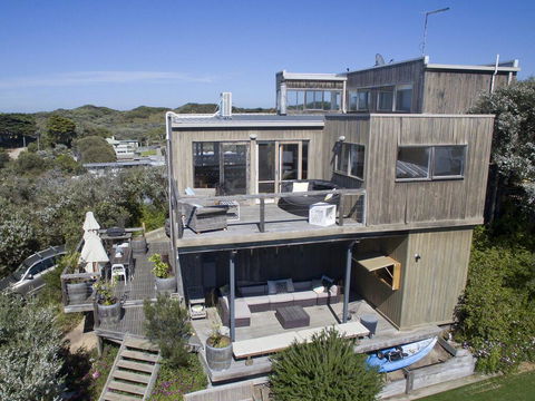 Caldermeade - Dentists Australia 0