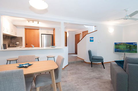 Calinda Sol 7 Byron Bay - Dentist Find 1