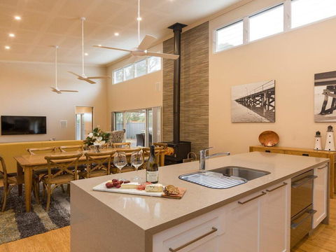 Callala Breeze - Access To Indoor Community Pool - Dentist Find 0