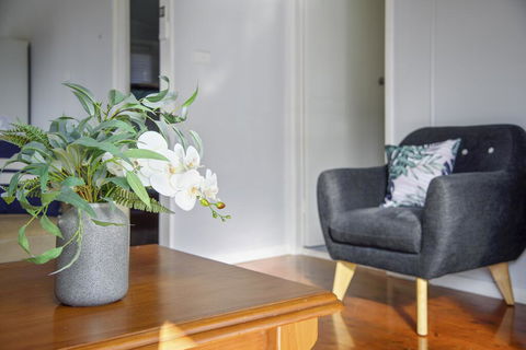 Calm Waters Waterfront Cottages - Dentist Find 2
