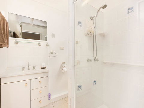 Caloundra City Centre Motel - Dentist Find 3