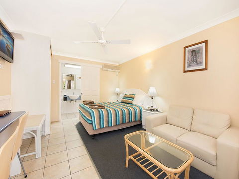 Caloundra City Centre Motel - Dentist Find 0