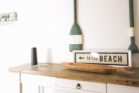 Canterbury Villa Family Friendly Home, Walk To Beach And Village, Pool - Dentist Search 1