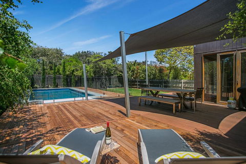 Canterbury Villa Family Friendly Home, Walk To Beach And Village, Pool - Dentist Search 2