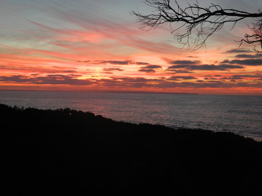 Cape 28