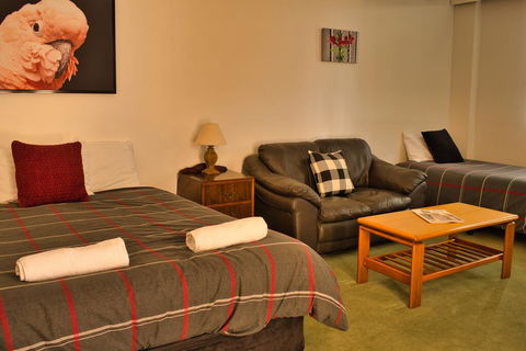 Cape Jervis Accommodation & Caravan Park - Dentist Search 2