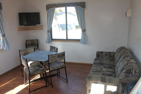 Capital Country Holiday Park - Dentist Search 2