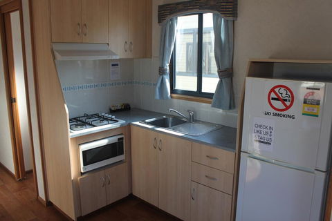 Capital Country Holiday Park - Dentist Search 3