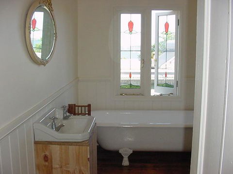 Captain Lock's Cottage - Dentist Find 1