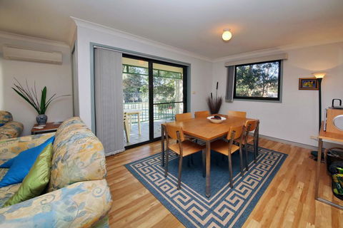 Carindale, Unit 24, 19 - 23 Dowling Street - Dentist Find 2