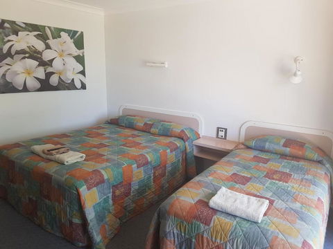 Carnarvon Gateway Motel - Dentist Find 3
