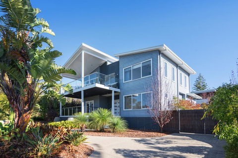 CASA AZZURRA - Dentist Find 1