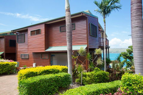 Casuarina Cove 13 - Dentist Find 0