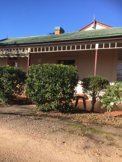 Catania Cottage & Farmhouse - Dentist Search 0