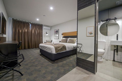 CBD Motor Inn - Dentist Find 0